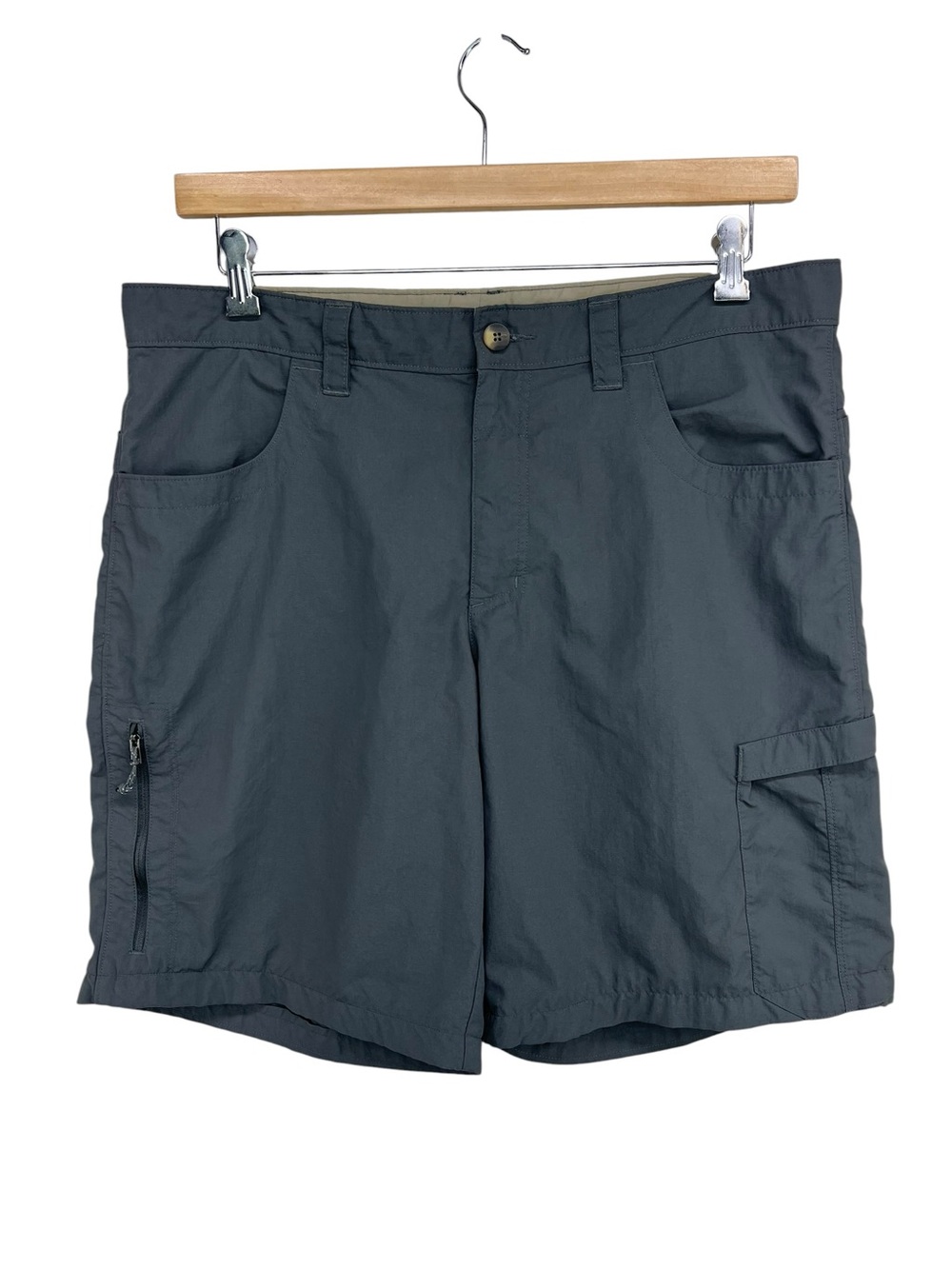 Columbia Mens Gray Lightweight Hiking Shorts W38 L9